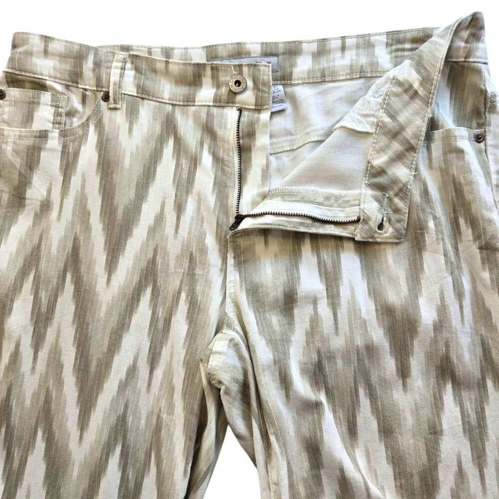 Chicos Platinum Denim Printed Regular Fit Pants Ikat Tan White Size 14 - Picture 4 of 11